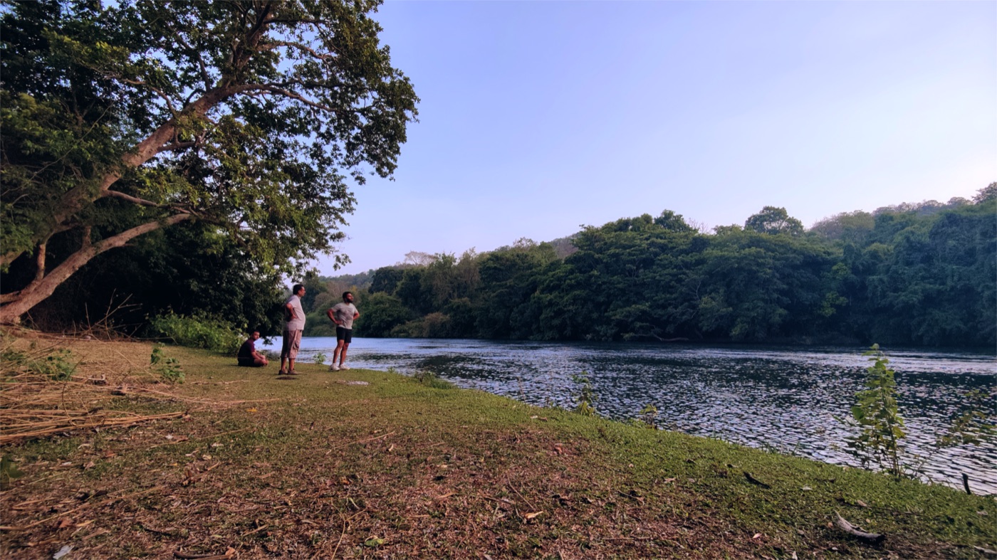 The riverbank at Dandeli